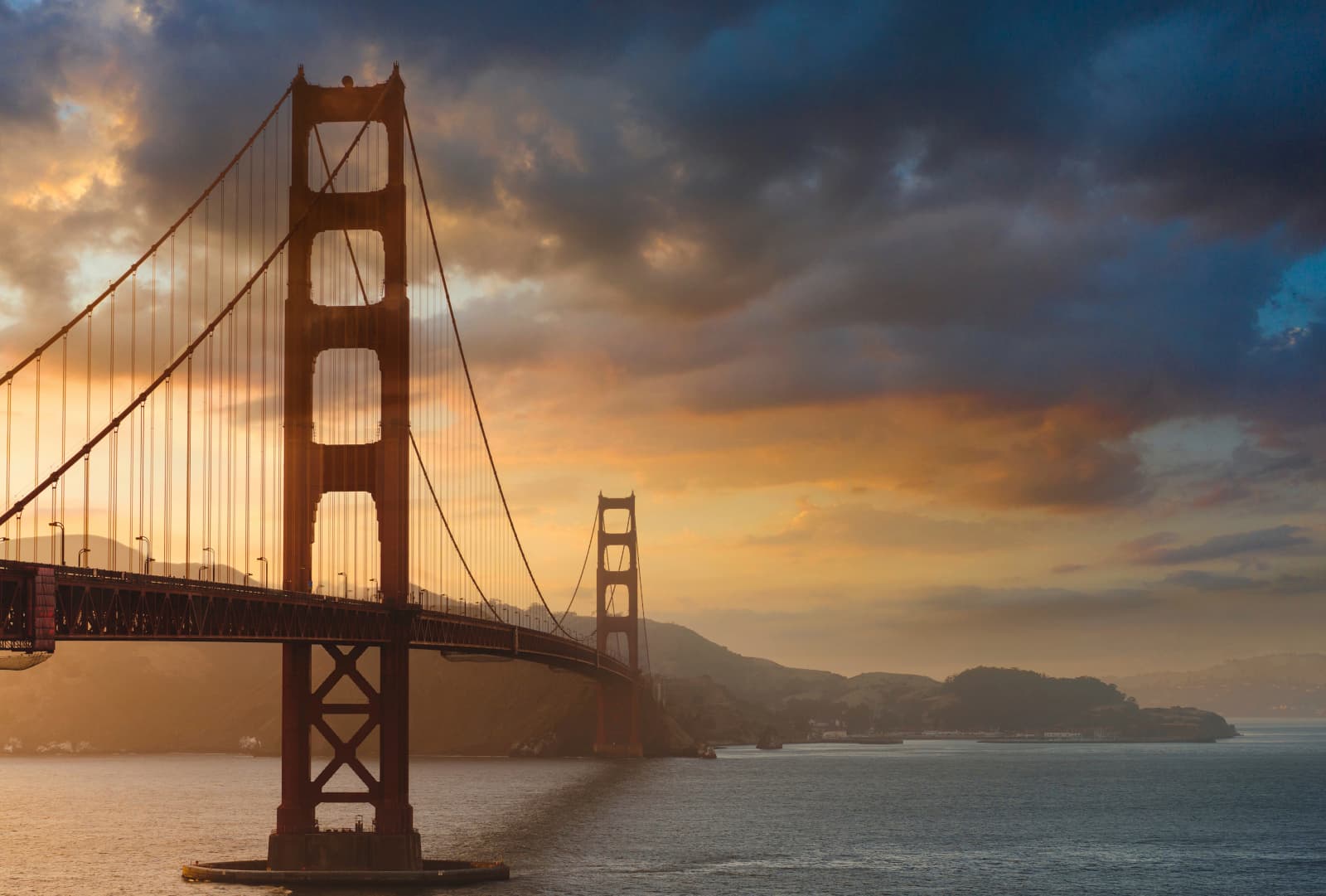 Last Lights of Manila image